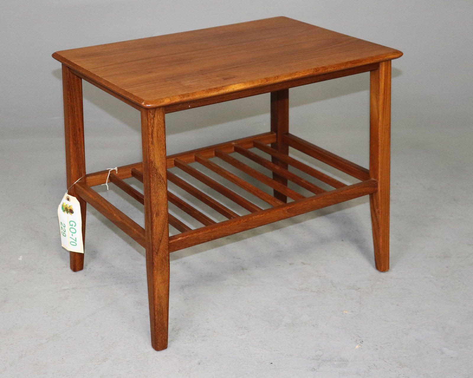 Mid Century Modern 2 Tier Side Table (1 of 3)