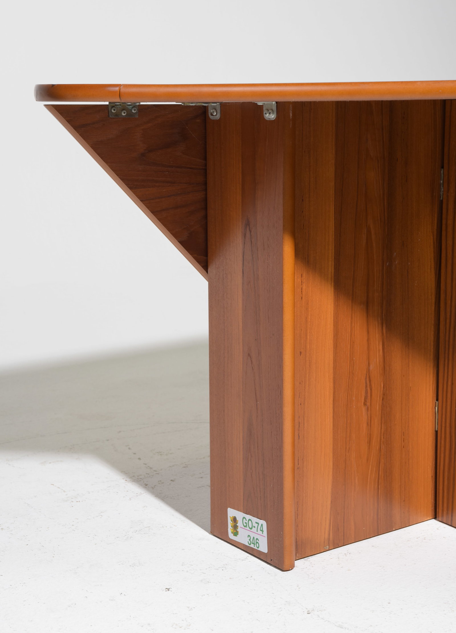 Mid Centuty Modern Sculptural Drop Leaf Table - 5