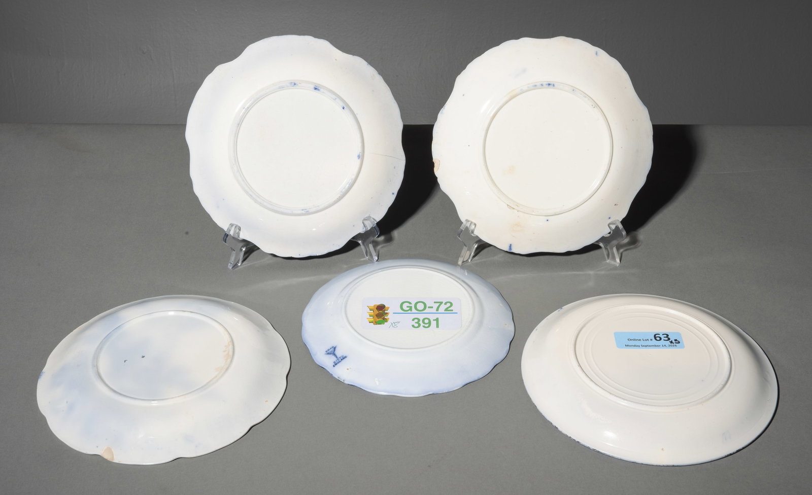 Five Assorted Flo Blue / Blue & White Plates - 7