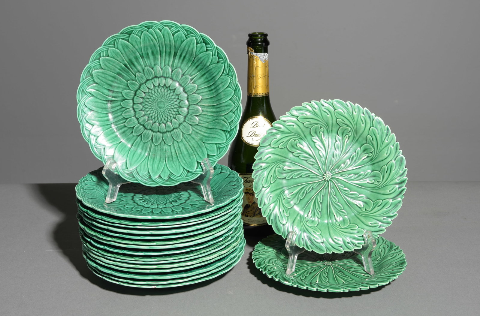 18 Assorted Green Majolica Plates (1 of 7)