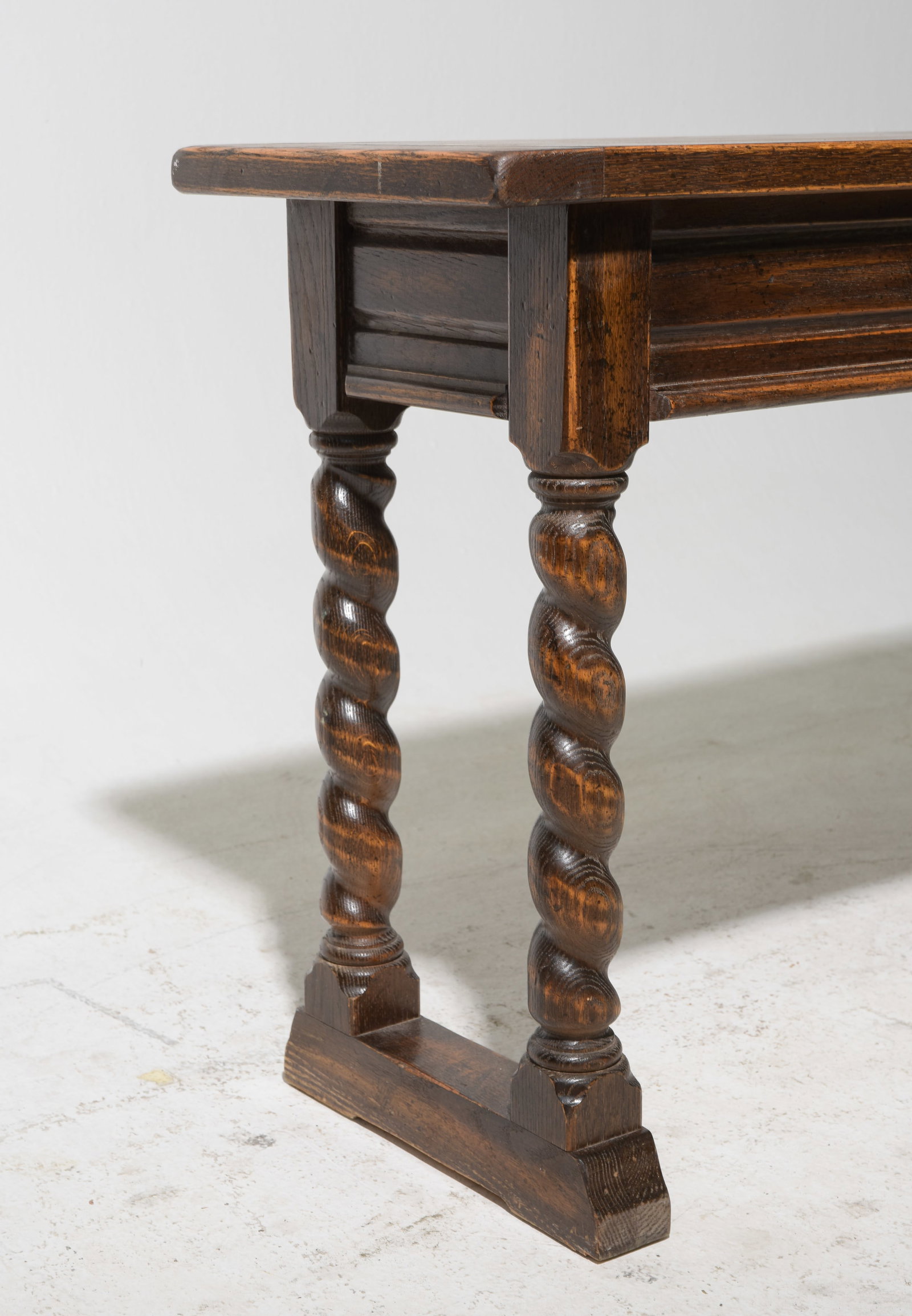 Jacobean Oak Low Hall / Sofa Table - 4