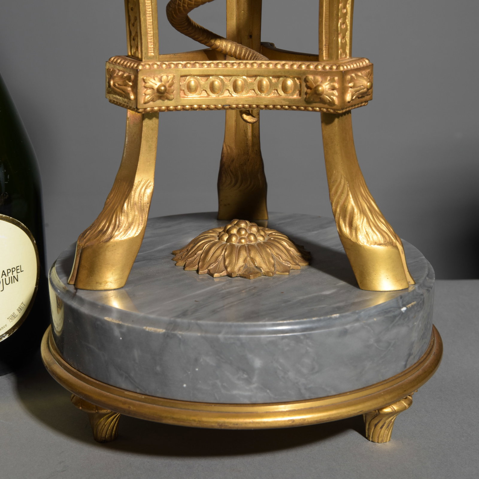 Extremely Fine Pair of Ant. French Brz. Dore’ Mounted Marble Parfum Burners, 19th C. - 4
