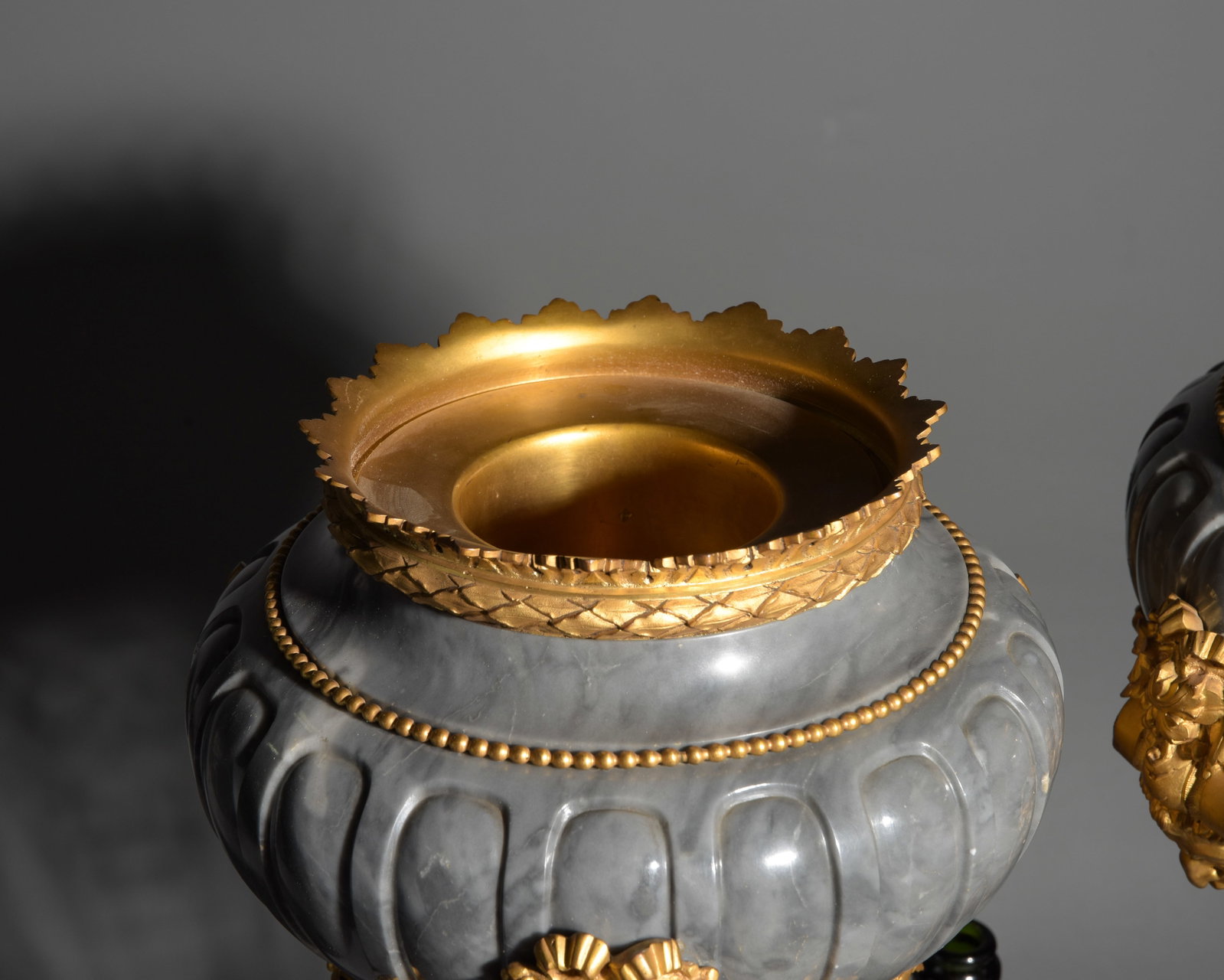 Extremely Fine Pair of Ant. French Brz. Dore’ Mounted Marble Parfum Burners, 19th C. - 5