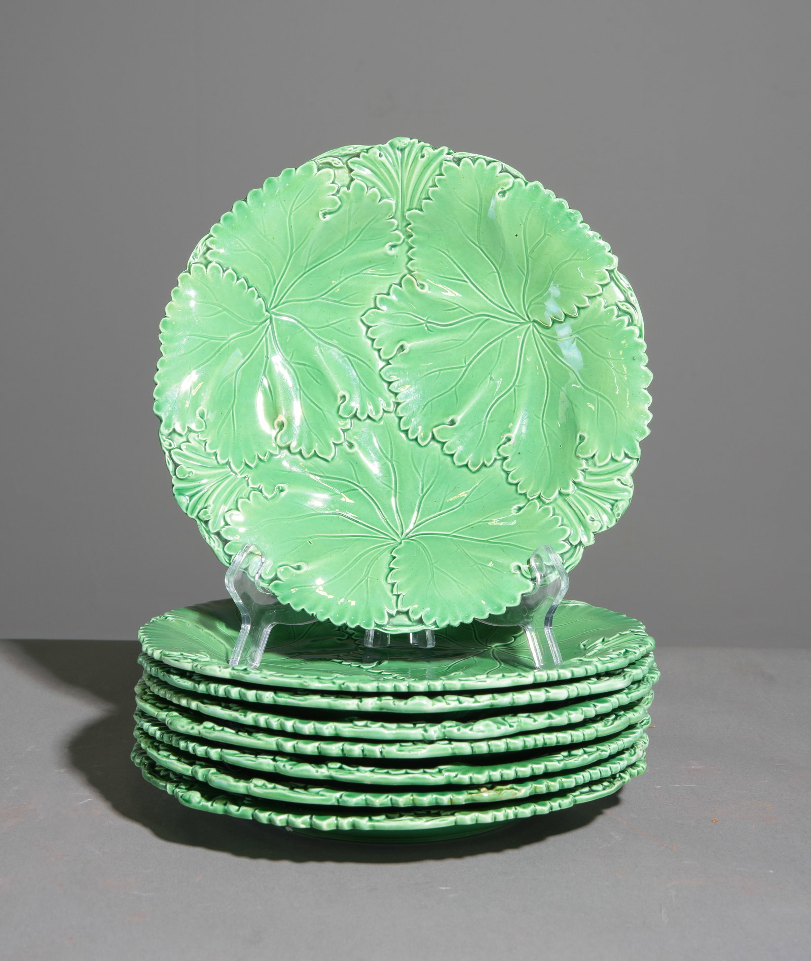 8 Green Majolica Leaf Molded Spode Plates (1 of 3)
