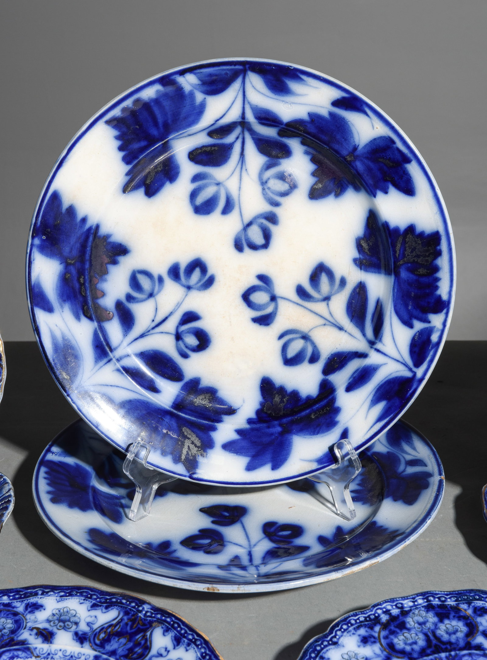 8pcs Assorted Flo Blue Plates - 4