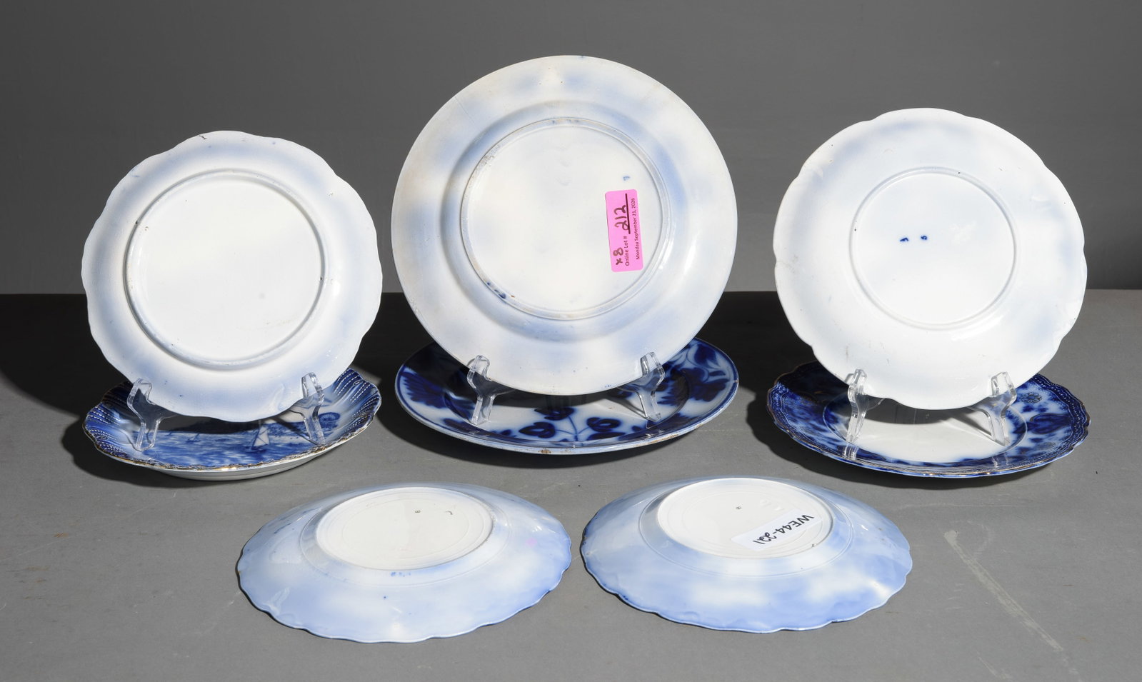 8pcs Assorted Flo Blue Plates - 6