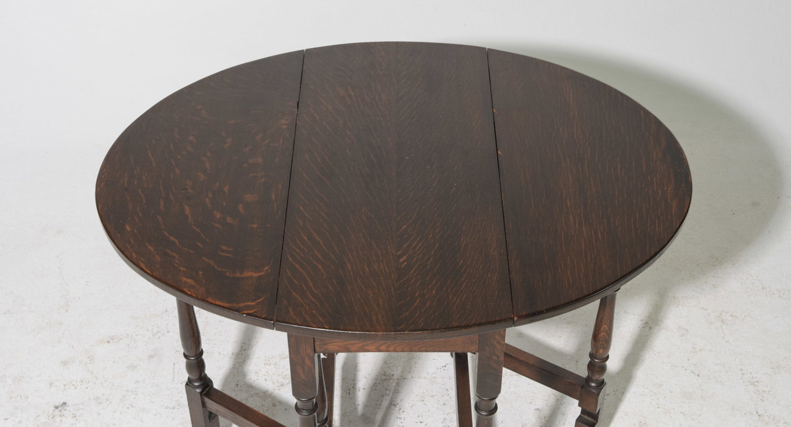 British Oak Drop Leaf / Gateleg Table - 3