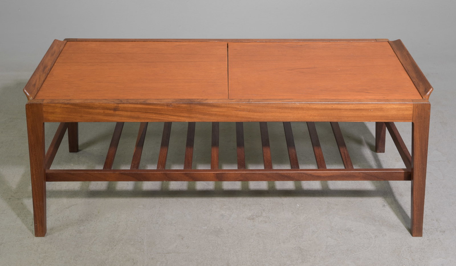 Mid Century Modern Extending Coffee Table (1 of 4)