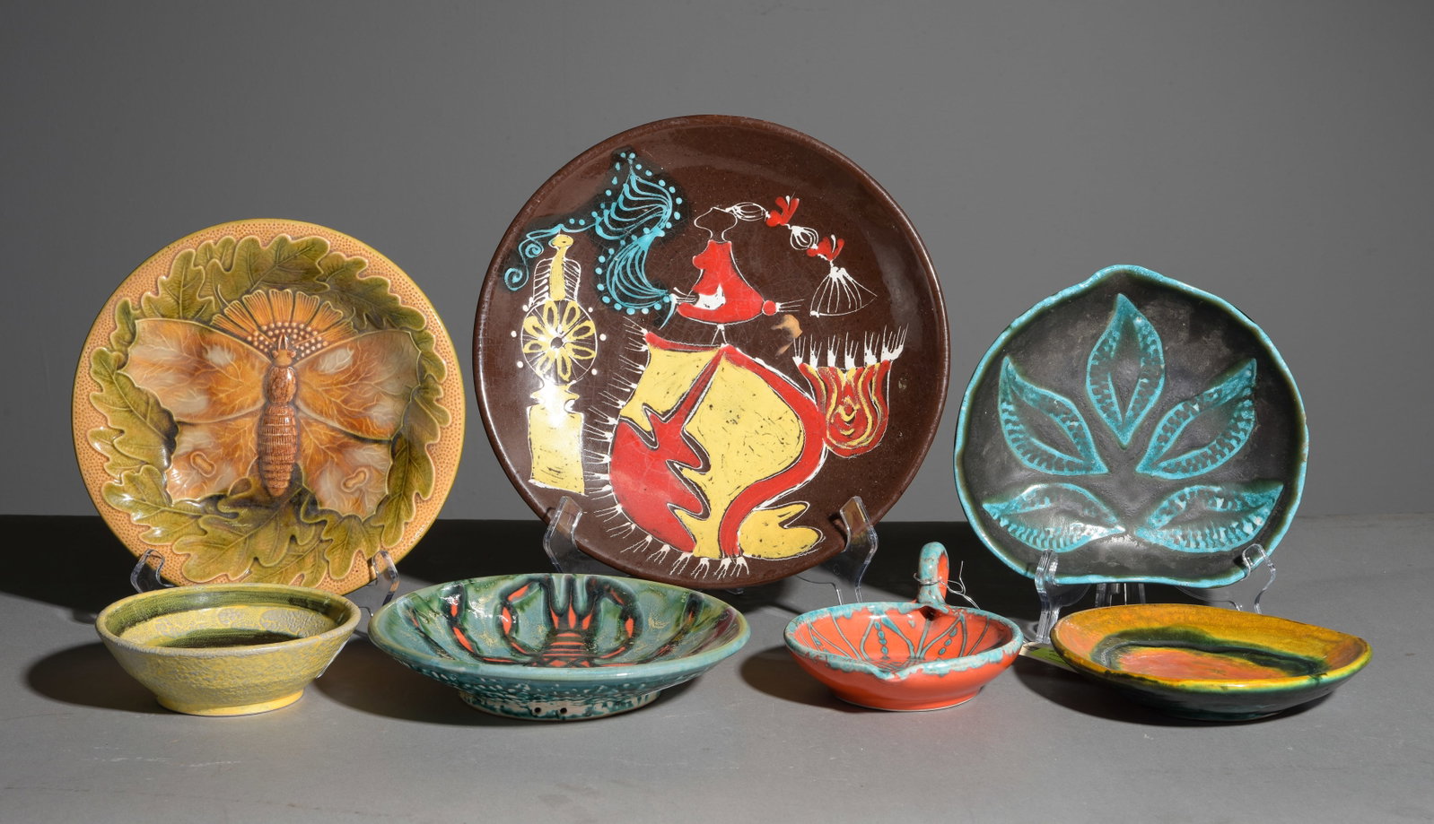 7pcs Assorted Hungarian Pottery Plates, Etc. (1 of 9)