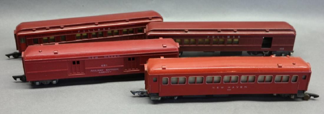 American Flyer Train Cars- New Haven- Pullman: New haven 650 observation car, Railway Express Car 651, Pullman 652 & 653 cars.