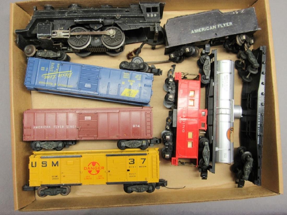 American Flyer 239 Engine/Tender w/5 Cars & Caboos (1 of 10)