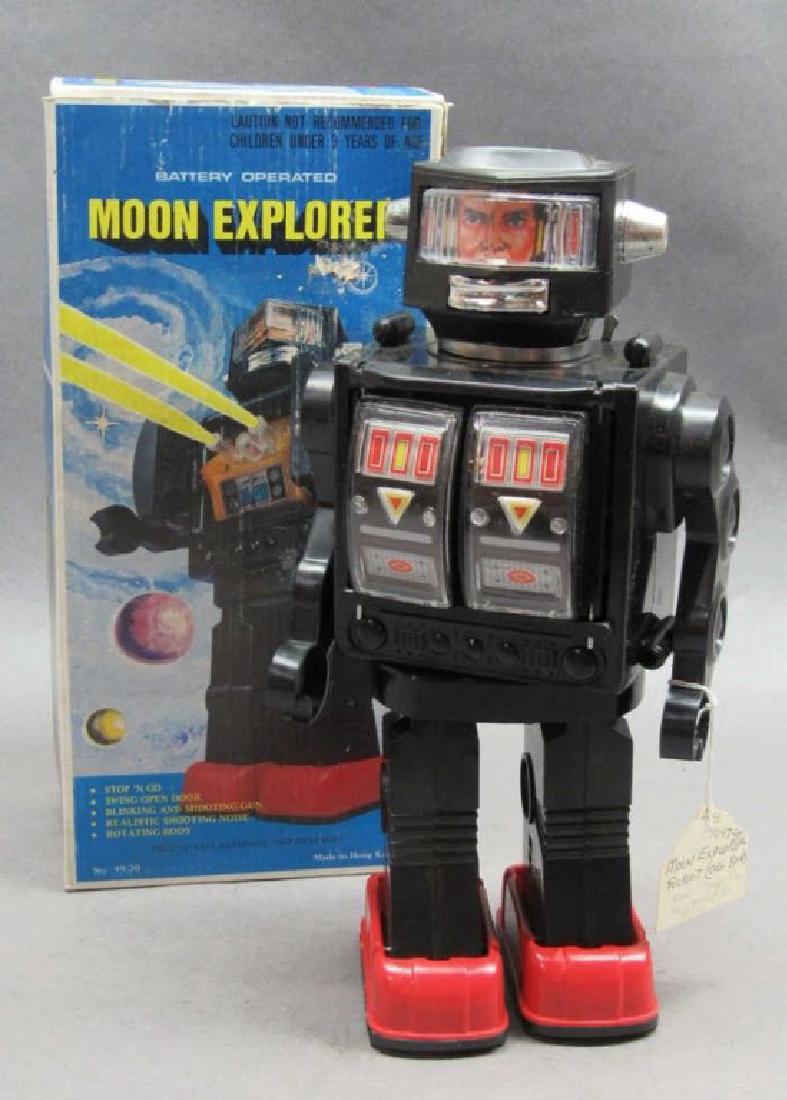 Battery Operated Moon Explorer Robot w/Box (1 of 7)