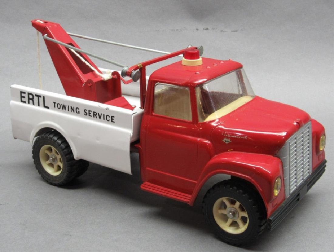 Ertl Towing Service Truck- Restored.: 13", red and white version, paint flaked behind cab.