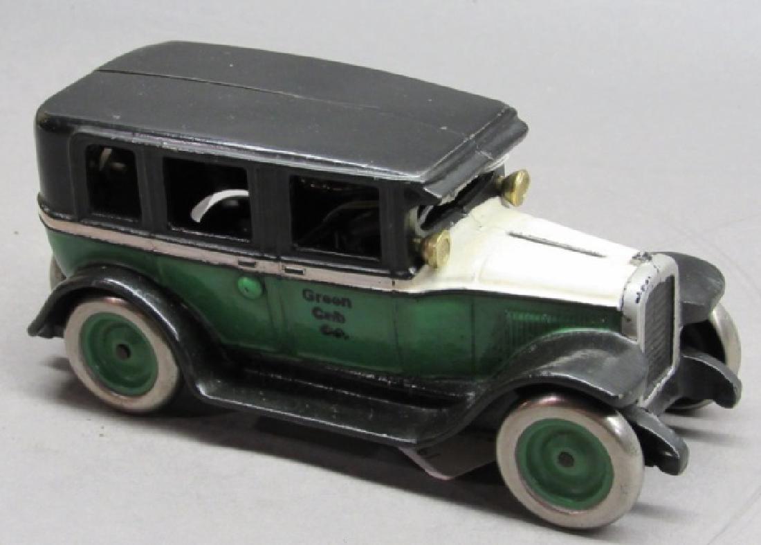 1927 Arcade Cast Iron GMC Taxi Cab Bank (1 of 7)