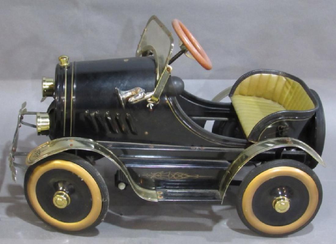 Dexton Classic Pedal Car
