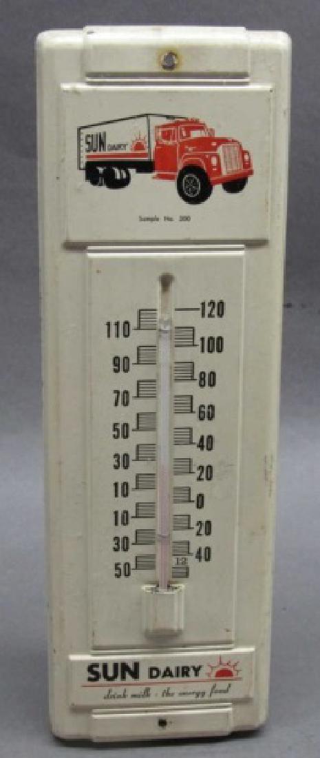 Sun Dairy Thermometer IH Milk truck - (1 of 5)