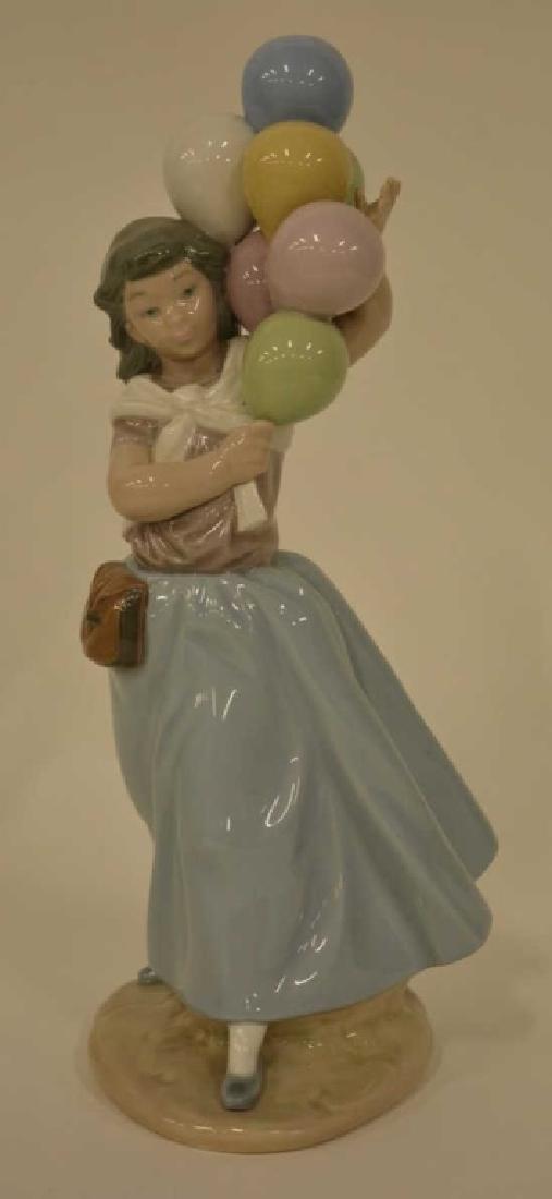 Lladro "Balloon Seller" Figurine #5141 (1 of 3)