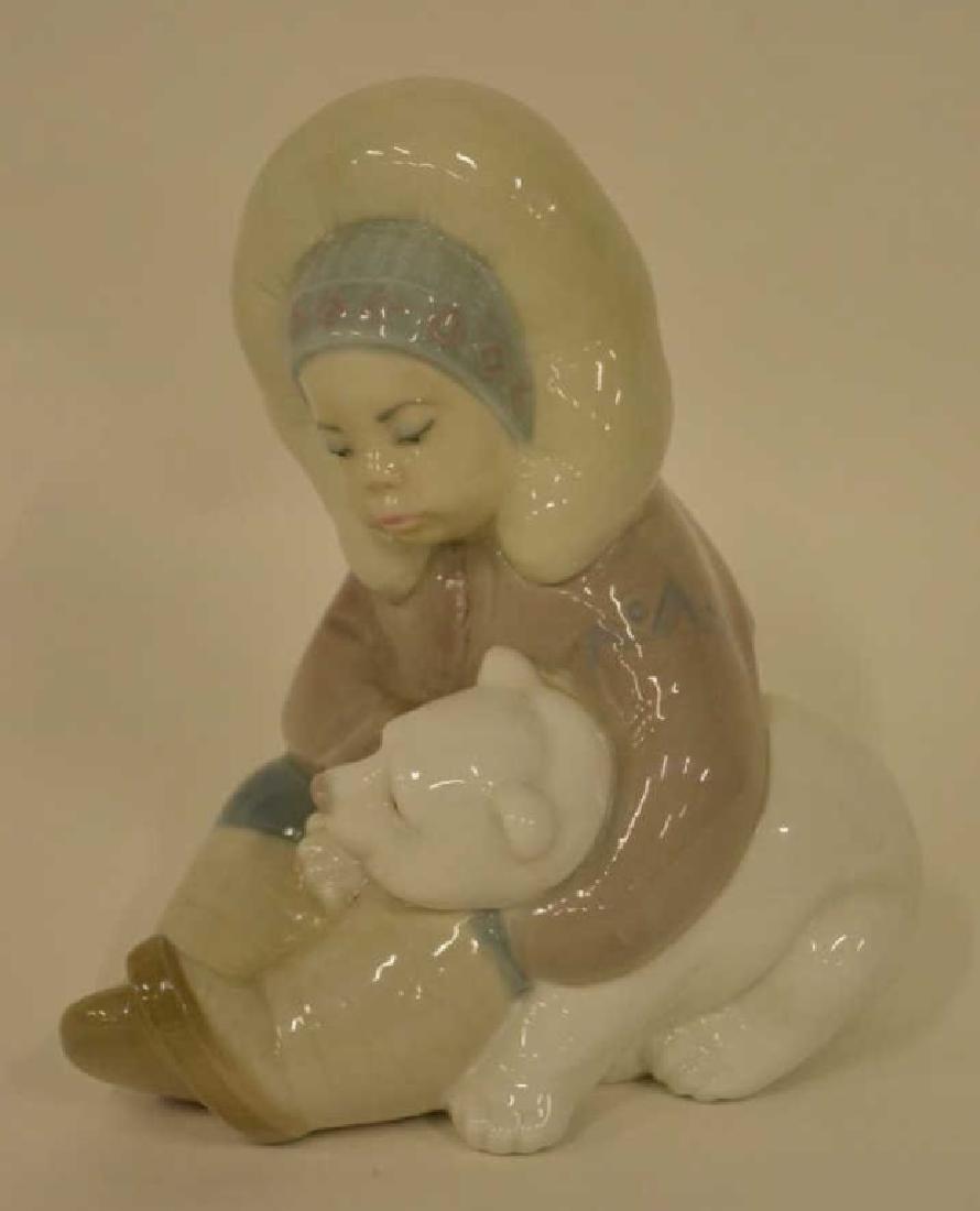Lladro "Eskimo" Figurine #1195 (1 of 3)