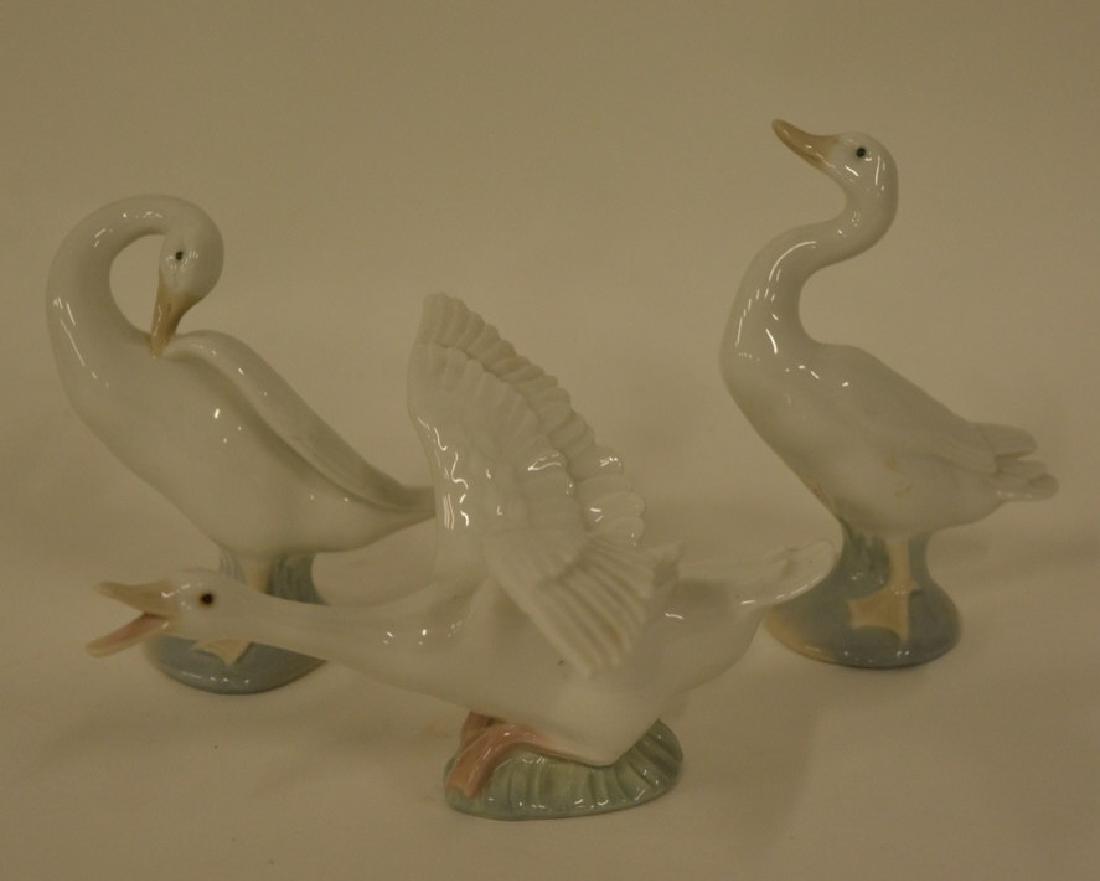 Lot Of Three Lladro Duck Figurines (1 of 3)
