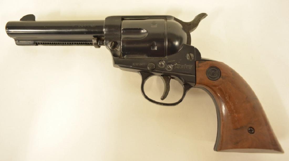 Daisy Model 179 BB Gun: Daisy model 179 bb gun. Nice condition with plastic grips.
