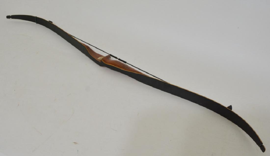 Ben Pearson Bronco 7010 Recurve Bow: Nice Ben Pearson Bronco 7010 wood recurve bow SN: 27415-56. The draw weight is 30#, AMO 48", 26" draw. Nice used condition with a few nicks.