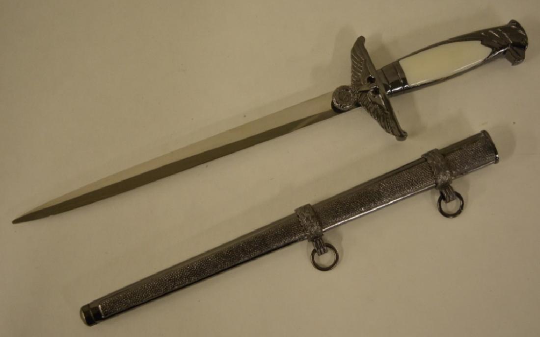 WWII German Dress Uniform Dagger Reproduction (1 of 3)