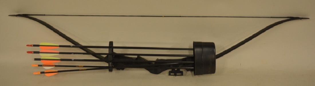 Bear Little Brave II Recurve Bow (1 of 3)