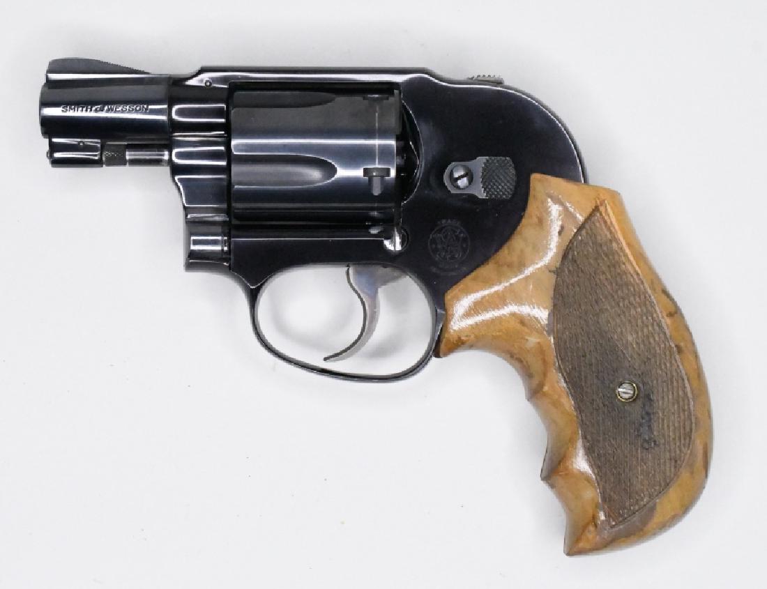 Smith & Wesson Model 38 Bodyguard Revolver: Nice Smith & Wesson Model 38 Bodyguard Airweight .38 Special Five-Shot Revolver with 2" barrel. The blue finish revolver is in nice used condition. SN:513365. FFL required for transfer. (476-2)