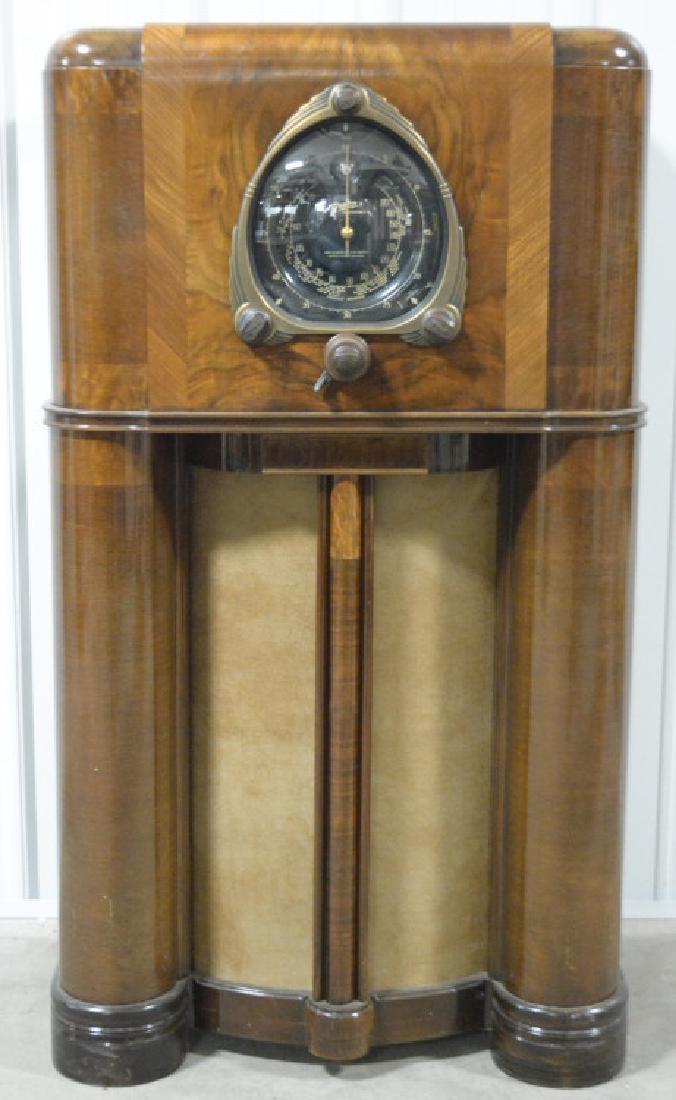 Zenith Floor Model Standard Broadcast Radio
