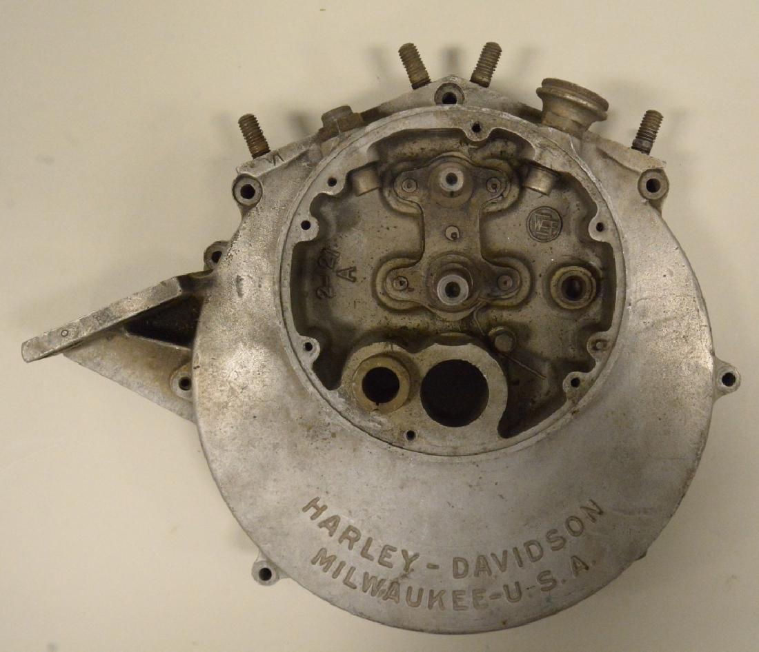 1929 Harley Davidson JD Timing Gear Side Case: Nice Harley Davidson 1929 JD timing gear side engine case half. Marked "2-27" and "29-10279". In used condition. Unteseted, sold as is.