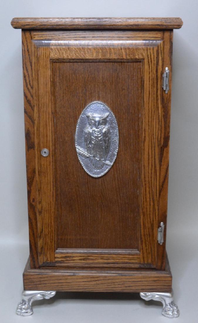Custom Mills Owl Oak Slot Machine Stand