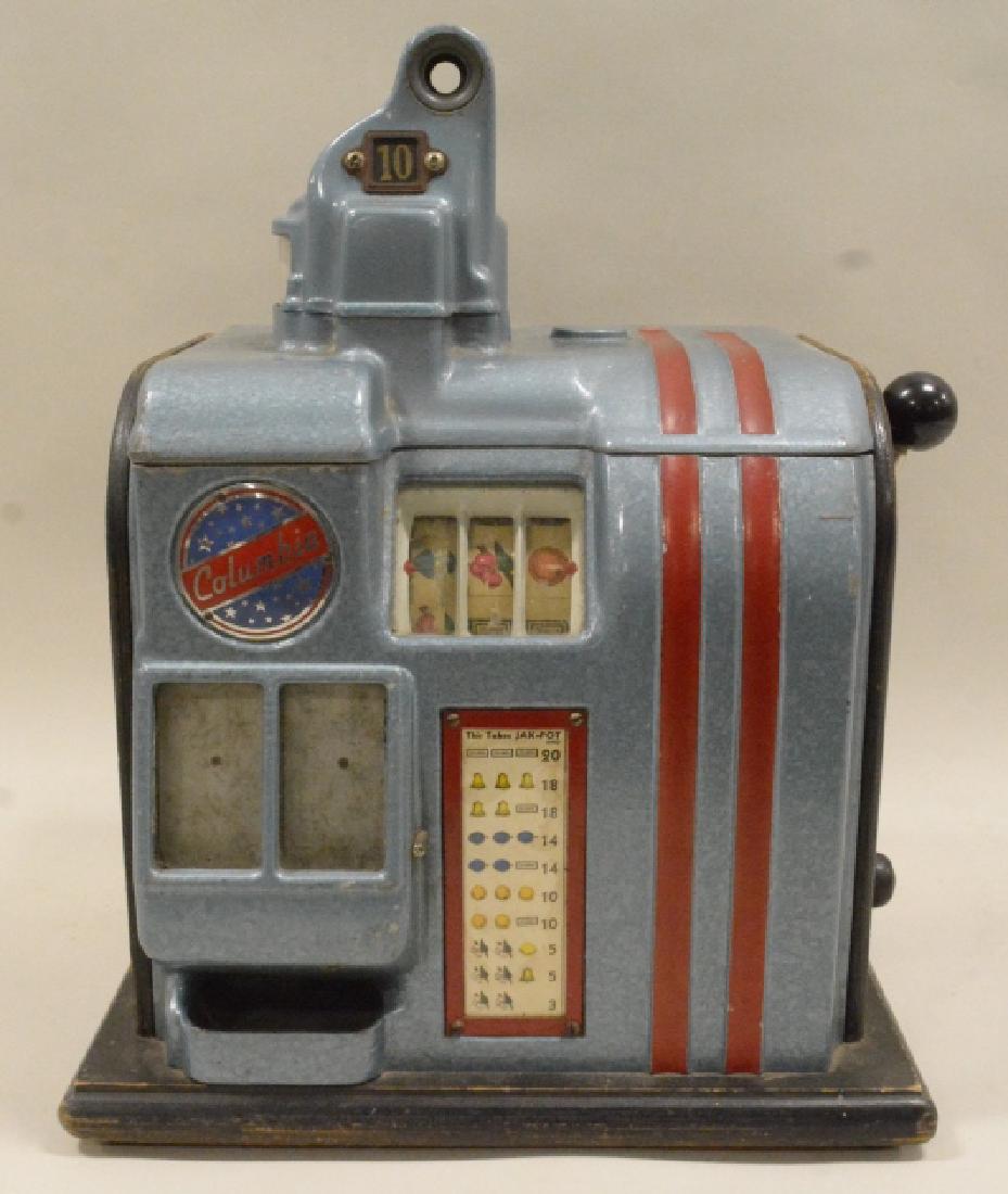 Columbia 10 Cent Slot Machine (1 of 7)