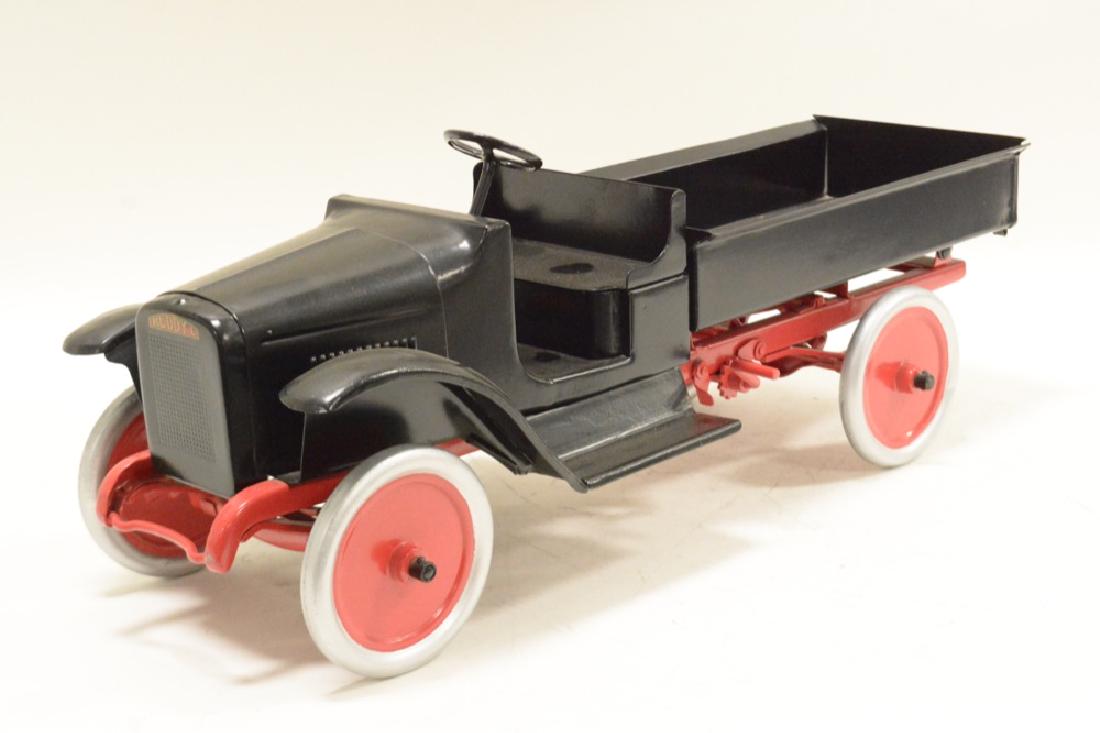 Restored Buddy "L"  Dump Truck (1 of 4)