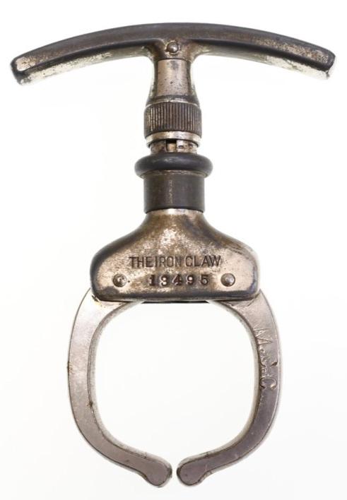 Early Argus Iron Claw Police Handcuff Come-Along (1 of 5)