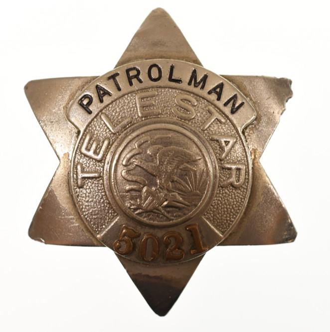 Obsolete Illinois Telestar Patrolman Badge #5021 (1 of 2)