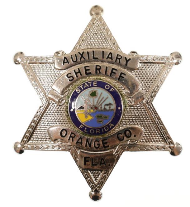 Obsolete Orange Co Florida Auxiliary Sheriff Badge (1 of 2)