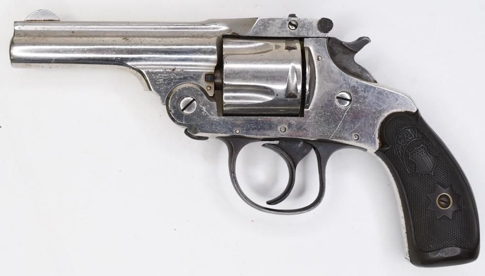 Forehand & Wadsworth Top-Break .38 Cal. Revolver: Nice older Forehand & Wadsworth five-shot top-break revolver in .38 caliber. The nickel finish revolver has a 3.25" barrel and is in good condition with wear. SN:8870. FFL required for transfer. (841-