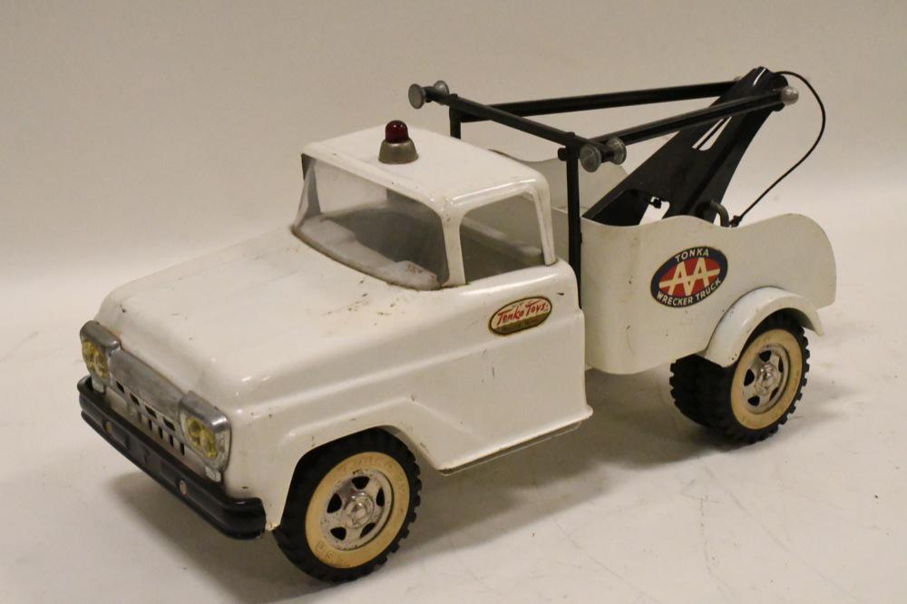 tonka aaa wrecker truck