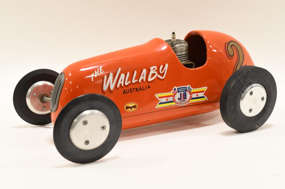 Custom Dooling Gas Powered Tether Race Car (1 of 6)