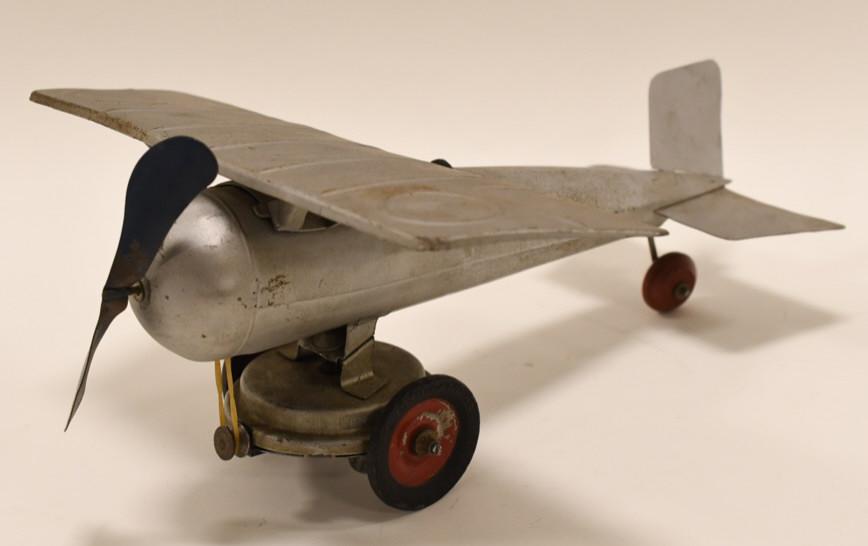 Vintage Kingsbury Wind-Up Pressed Steel Plane (1 of 4)