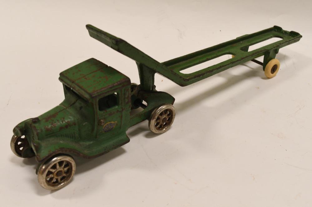 Arcade Auto Carrier (1 of 5)