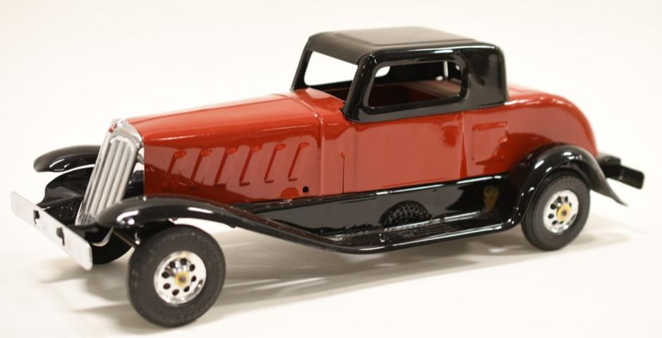 Girard Restored Pierce-Arrow Wind-Up Car (1 of 5)