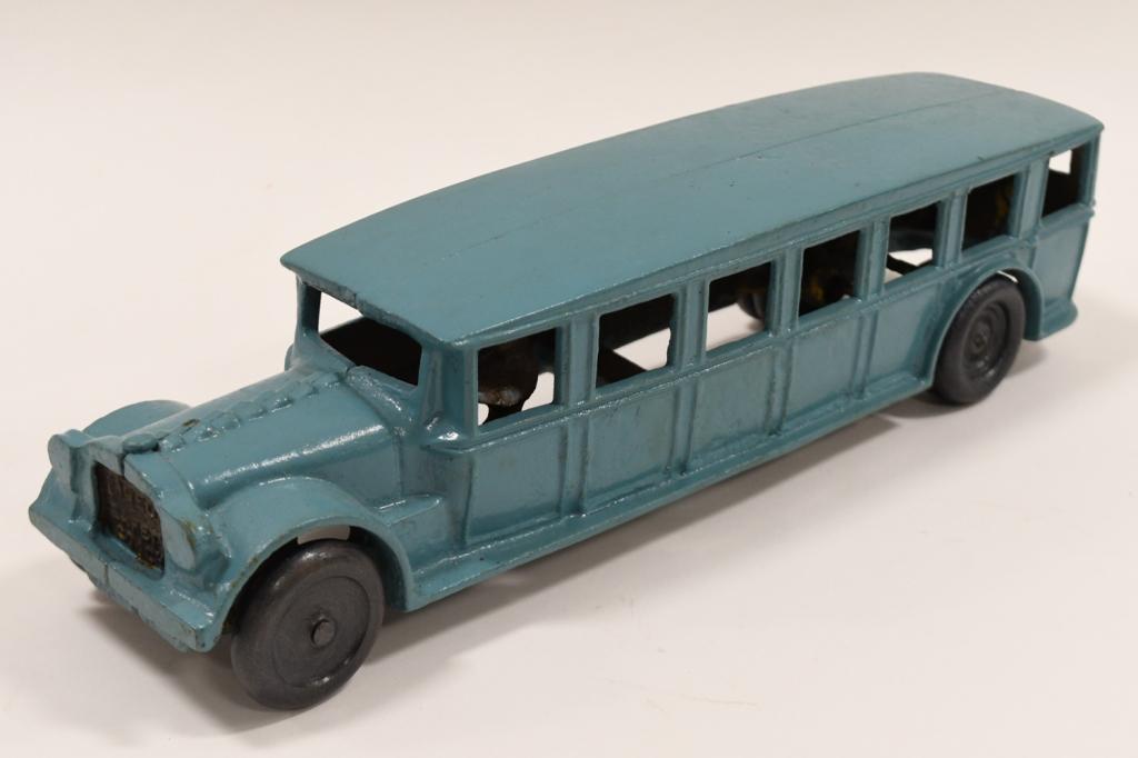 Arcade Fageol Bus Safety Coach (1 of 4)