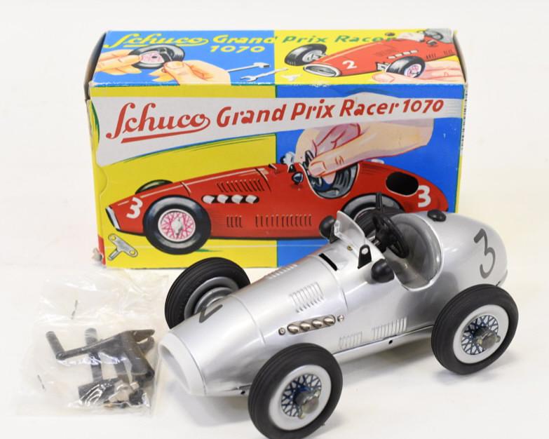 Schuco Ferrari Grand Prix Racer 1070 & Box Schuco Ferrari Grand Prix Racer 1070 & Box