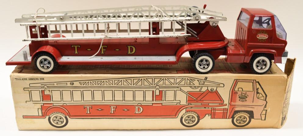 Tonka Aerial Ladder Fire Truck In Box (1 of 4)