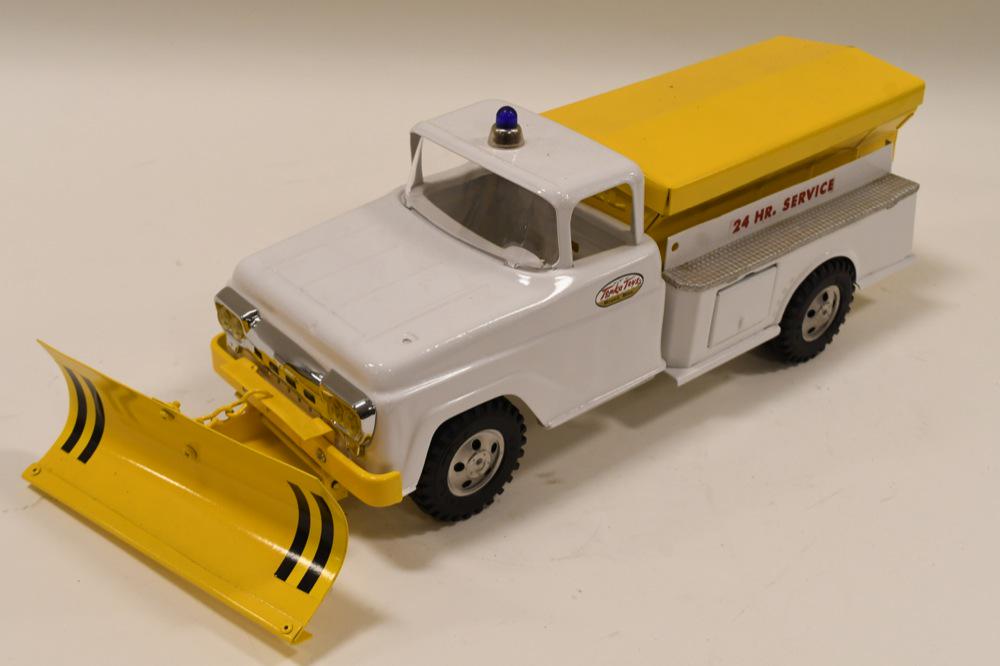 toy plow truck