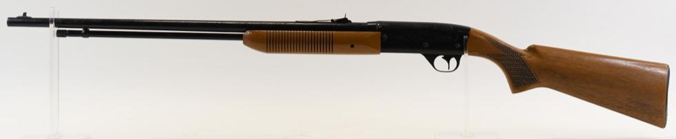 Vintage Daisy Mod. 572 Pump-Action Air Rifle: Nice vintage Daisy Mod. 572 pump action air rifle. Nice cosmetic condition with some expected wear from use and age.