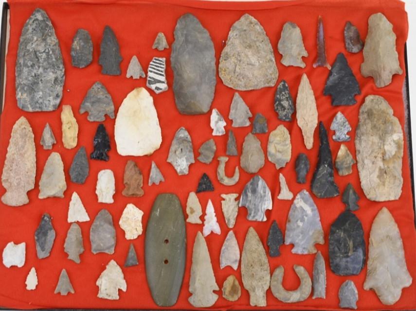 Lot Of 60 Assorted Arrowheads / Spearheads (1 of 3)