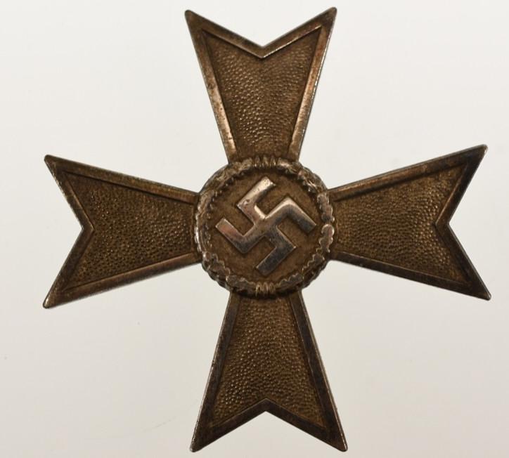 WWII German War Merit First Class W/O Swords (1 of 2)
