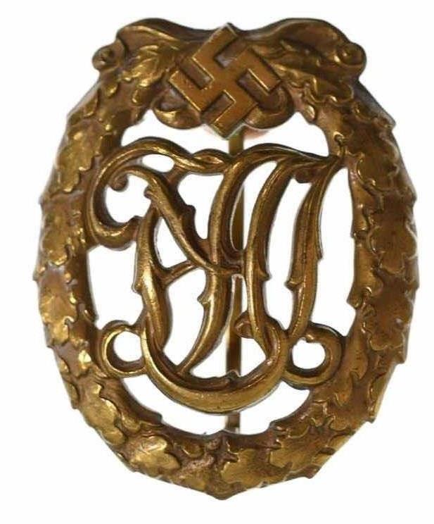 WWII German Bronze DLR Sports Badge By F. Wagner (1 of 2)